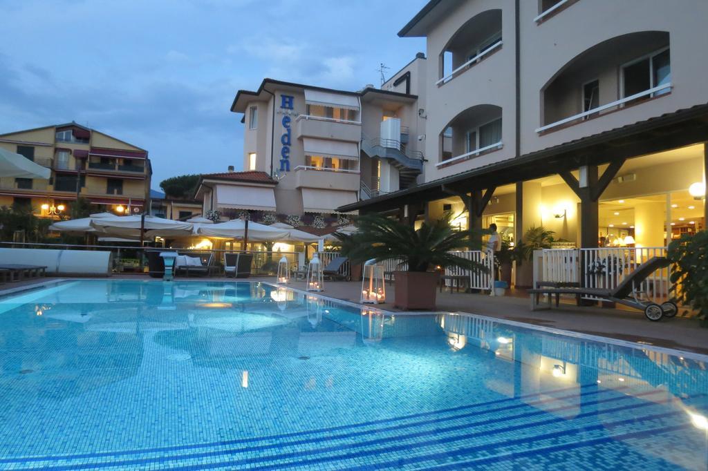 צ'ינקואלה Hotel Eden מראה חיצוני תמונה