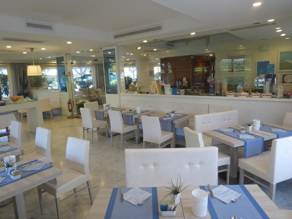 צ'ינקואלה Hotel Eden מראה חיצוני תמונה