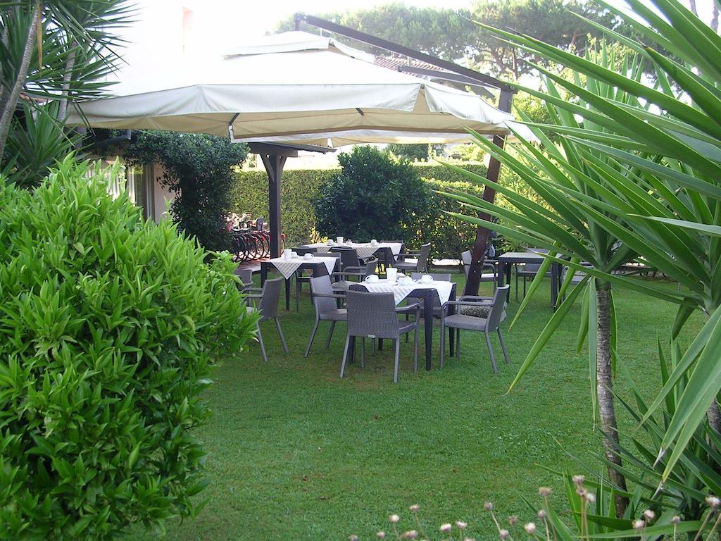 צ'ינקואלה Hotel Eden מראה חיצוני תמונה